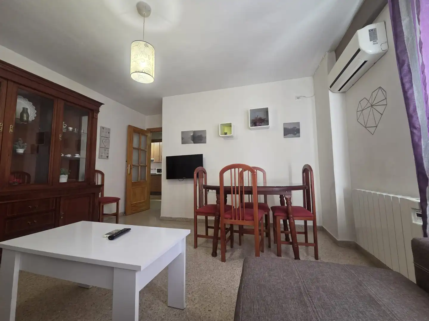 Sala de estar de Piso de alquiler en Granada con Aire acondicionado, Calefacción y Amueblado