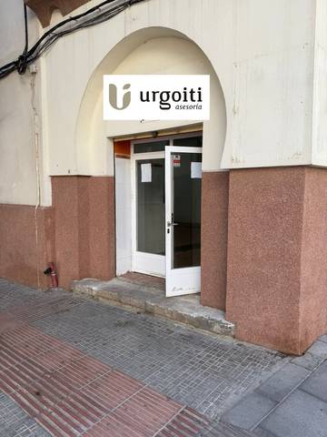 Local comercial en Alquiler en Calle Álvaro de Bazán, 23 en El Industrial