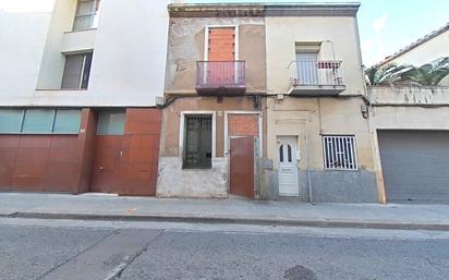 Vista exterior de Casa adosada en venda en Sabadell