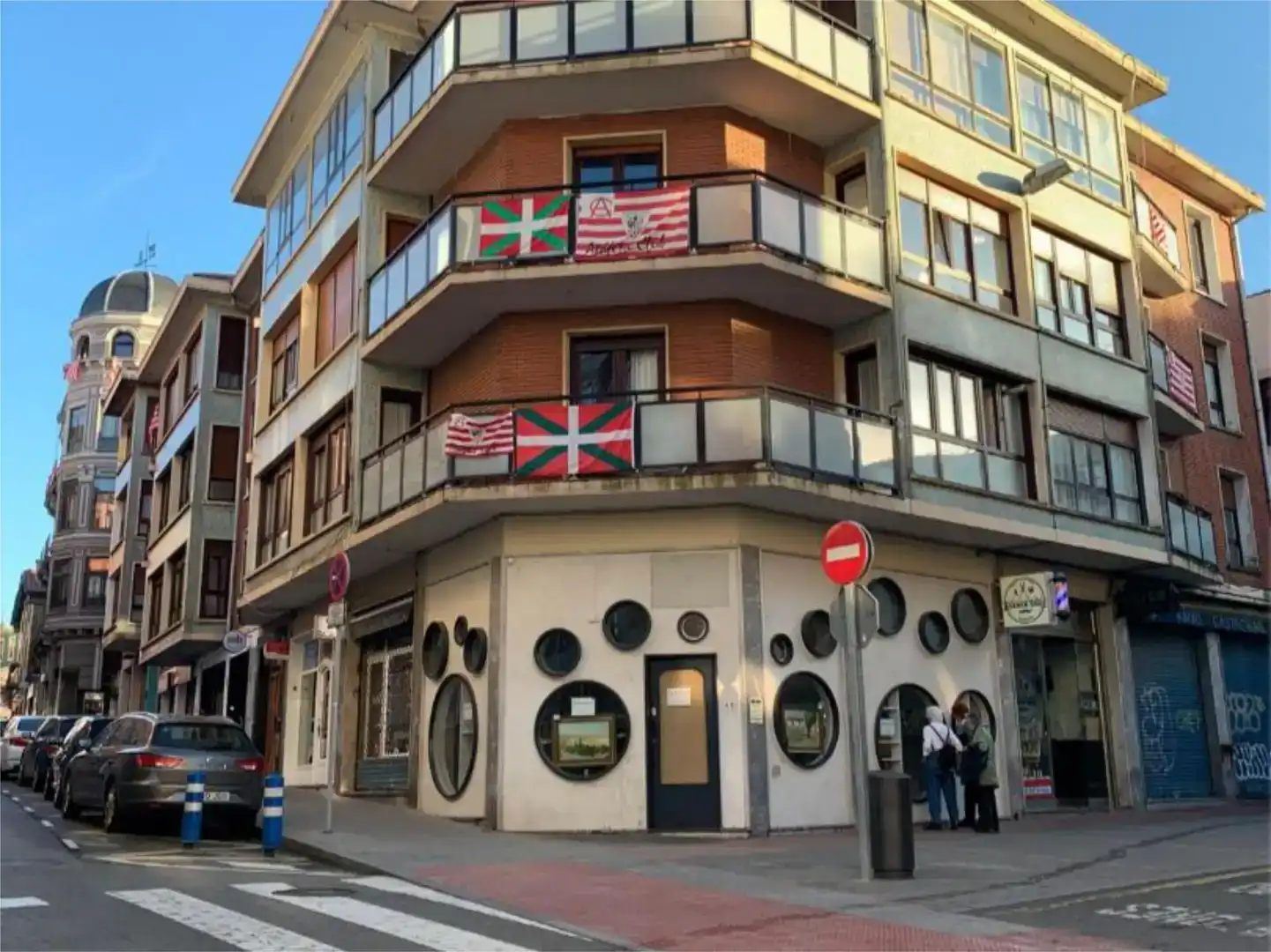 Vista exterior de Local de lloguer en Algorta