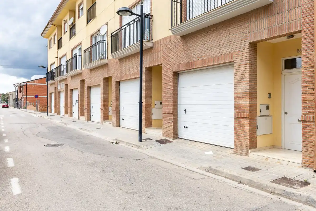 Parking of Detached homes for rent in Turís  with Heating