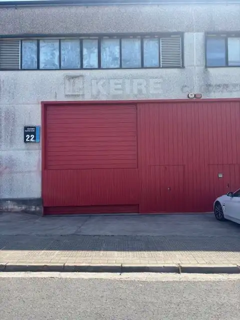 Außenansicht von Fabrikhallen zur Miete in Loiu