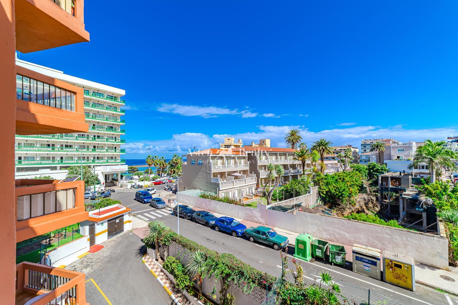 Exterior view of Flat for sale in Puerto de la Cruz  with Terrace, Swimming Pool and Furnished