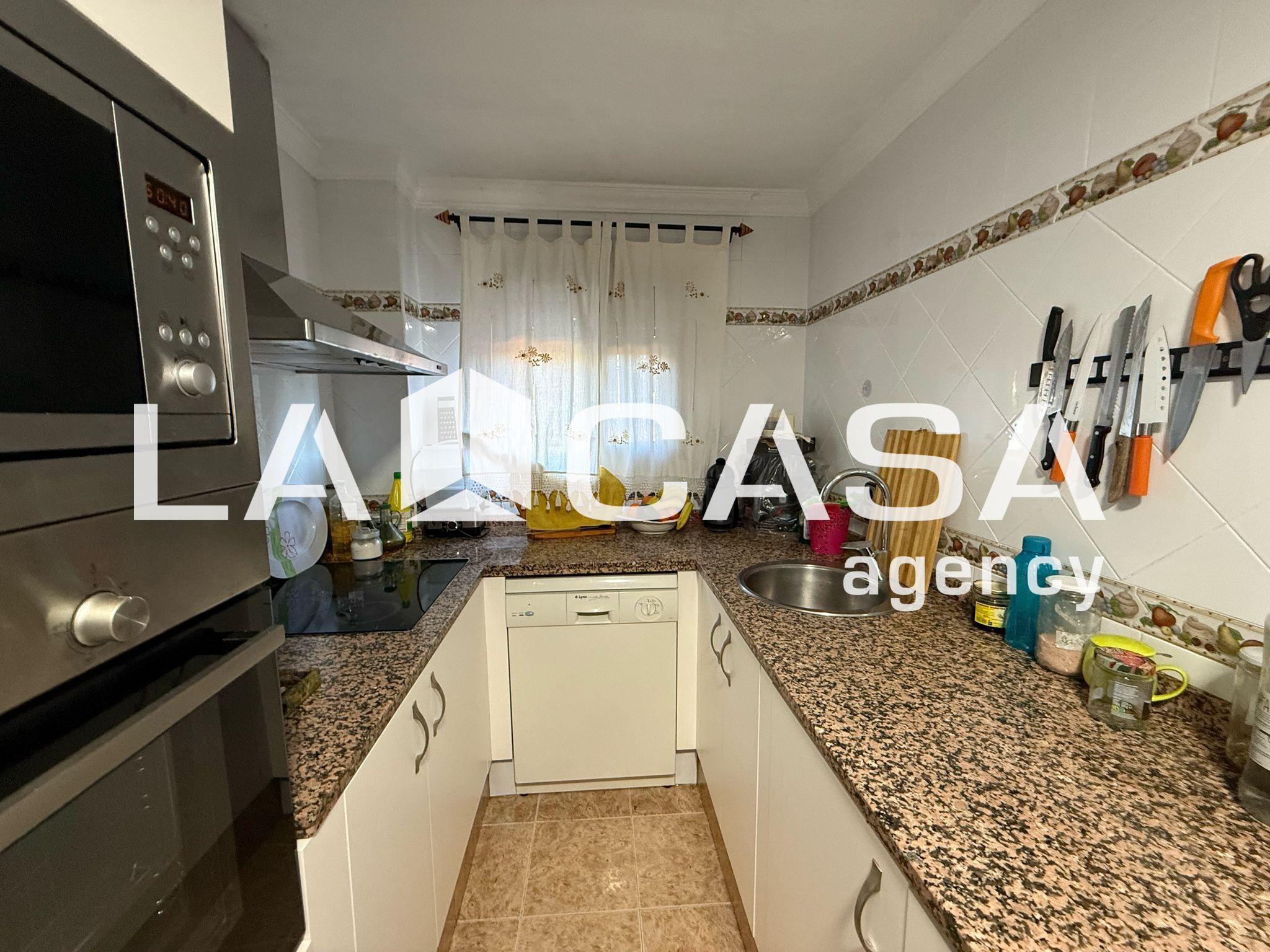 Kitchen of Single-family semi-detached for sale in Montequinto  with Terrace and Furnished