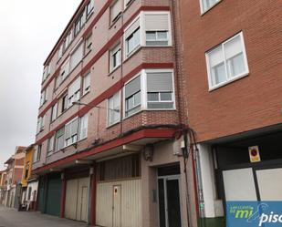 Exterior view of Flat for sale in Valladolid Capital  with Terrace and Balcony