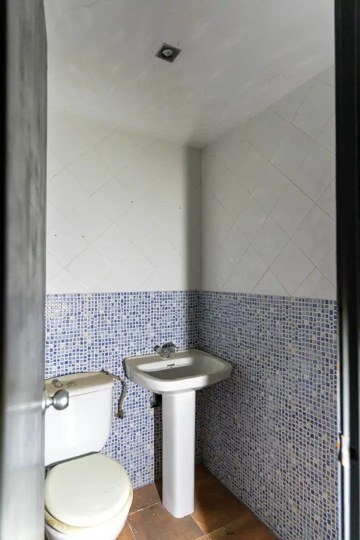 Bathroom of Commercial properties for sale in Olesa de Montserrat
