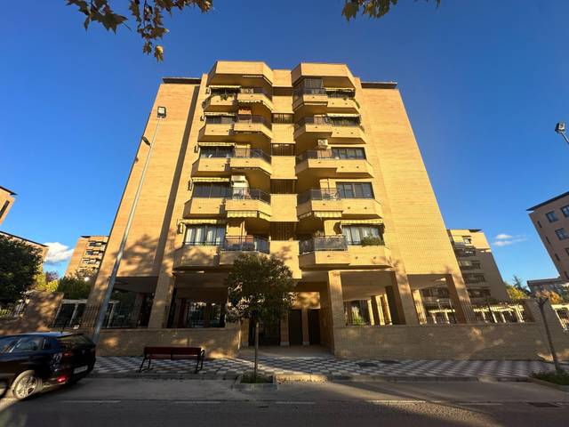 Piso en Venta en Fuensanta - Universidad