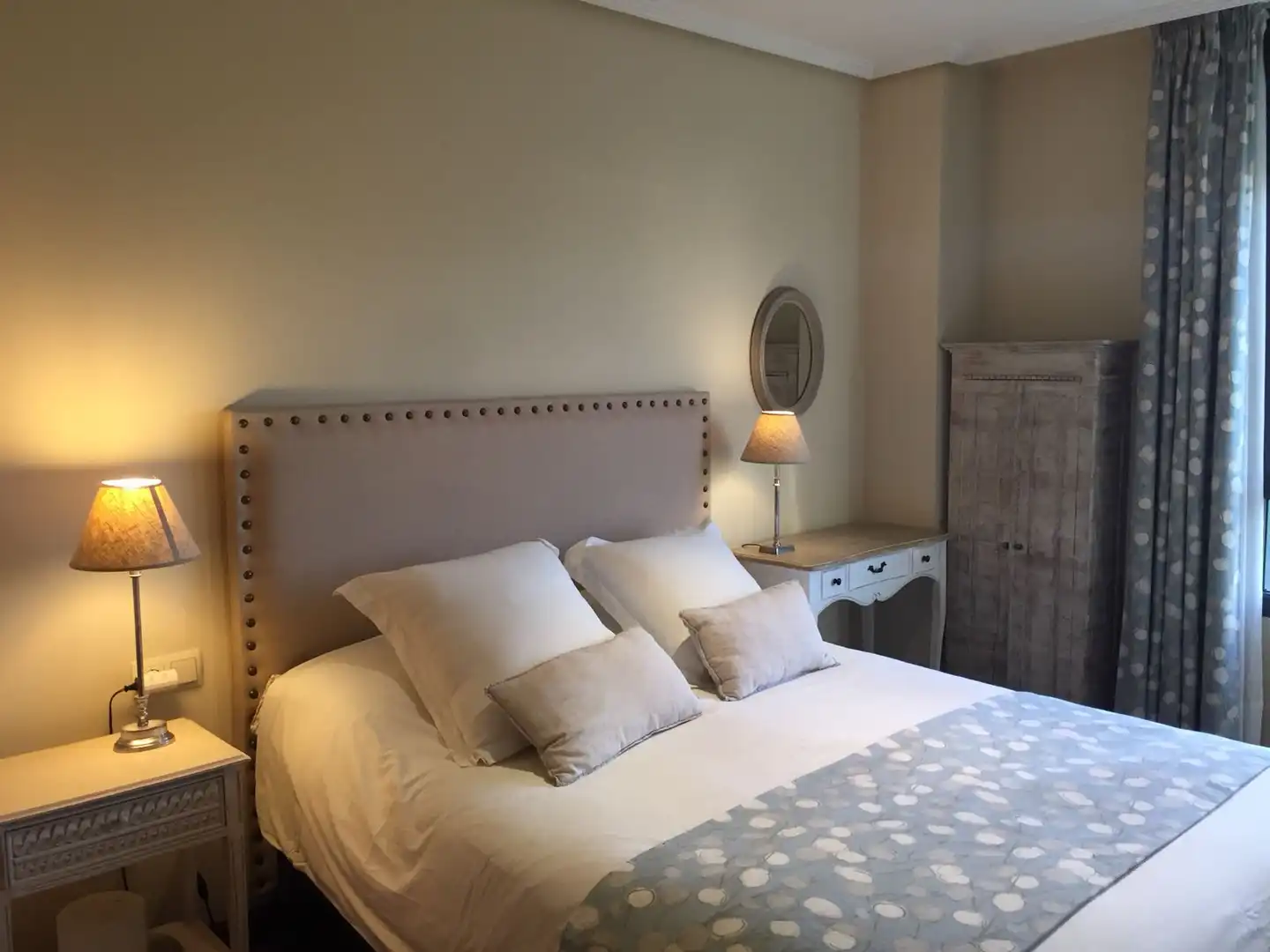 Bedroom of Flat for sale in Córdoba  with Air Conditioner, Heating and Parquet flooring