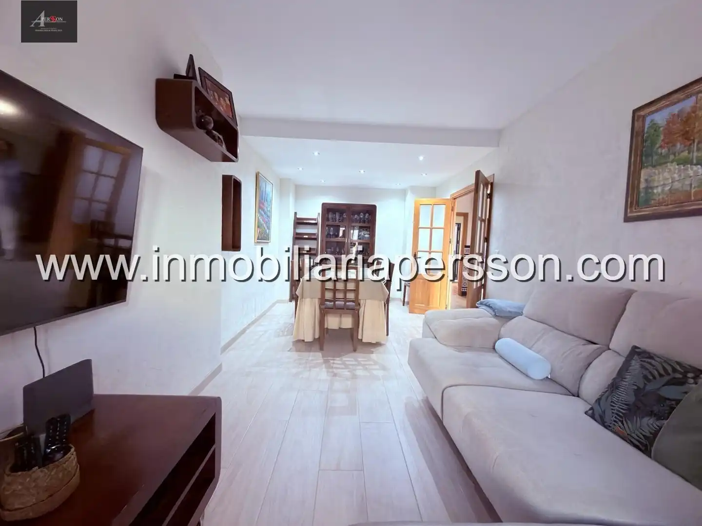 Sala d'estar de Casa adosada en venda en Écija amb Aire condicionat i Terrassa