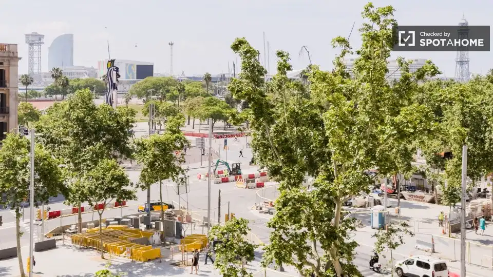Appartamento con terrazza in affitto a Ciutat Vella, imagen 16