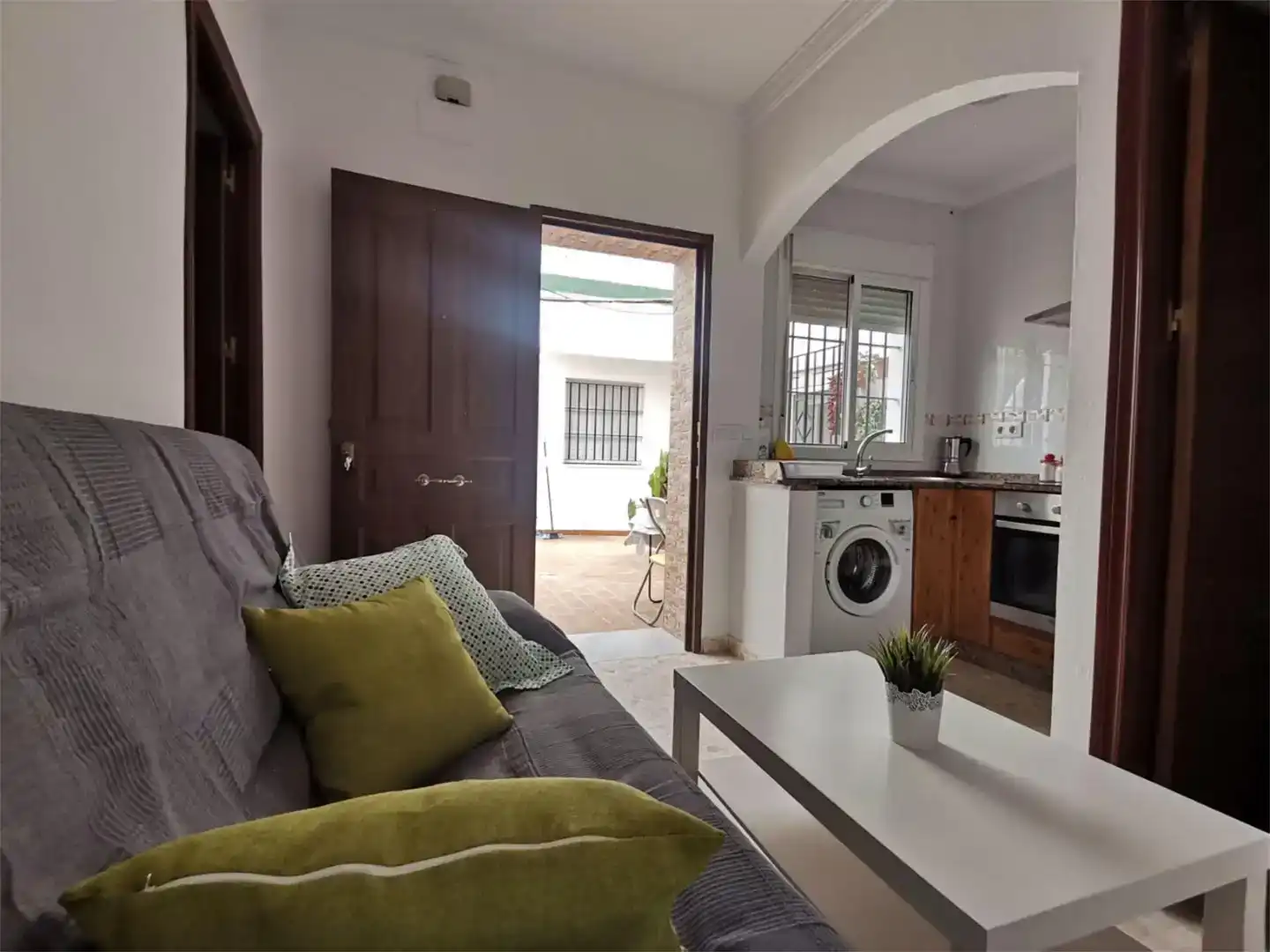 Sala d'estar de Apartament de lloguer en Rota amb Moblat