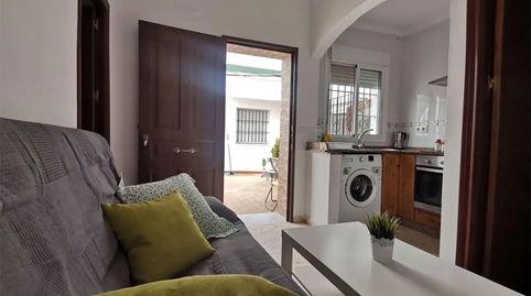 Foto 3 de Apartament de lloguer a Calle Argüelles, 1, Centro - La Costilla, Rota
