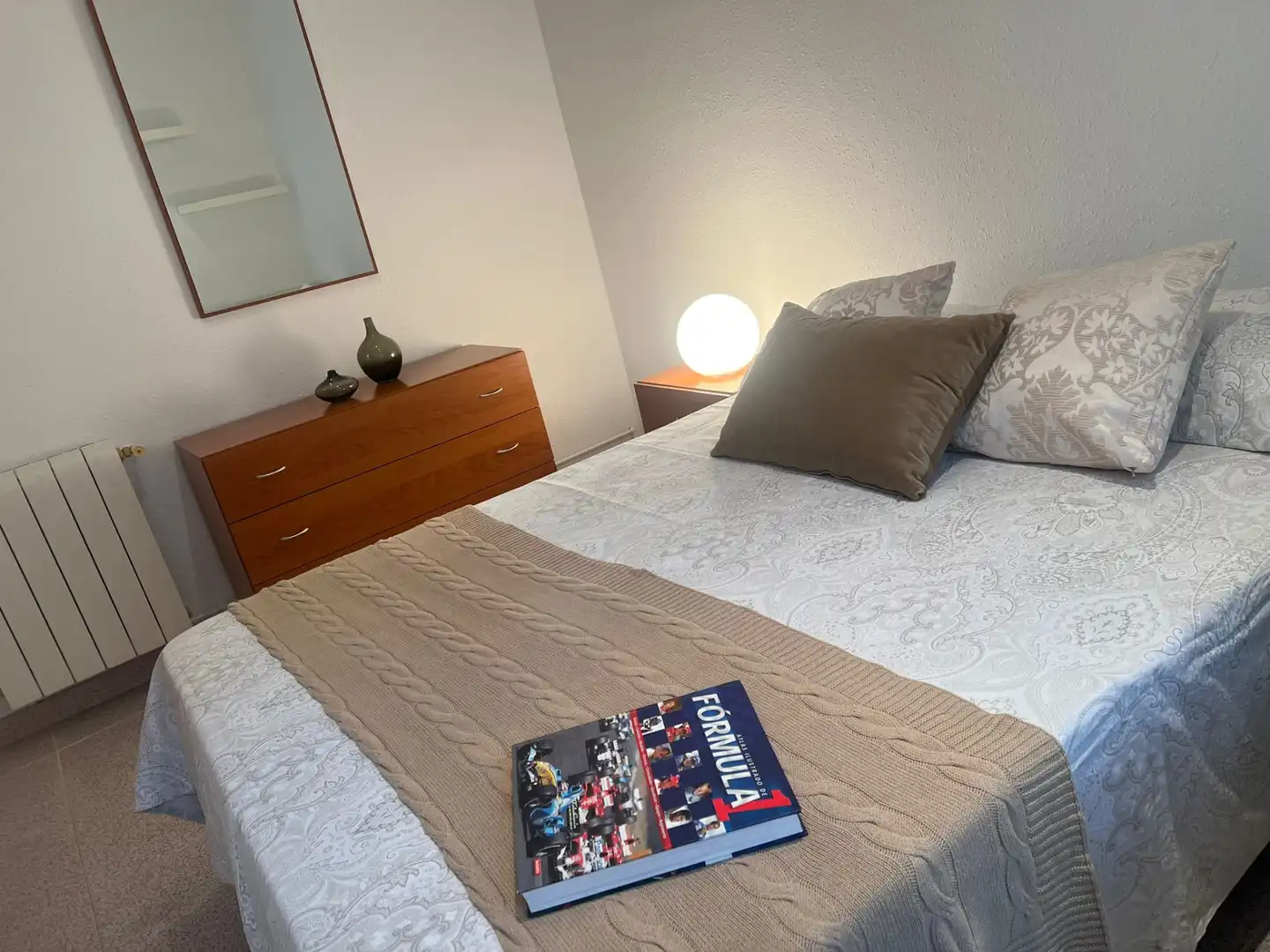Habitación de Piso de alquiler en Barcelona con Aire acondicionado, Calefacción y Amueblado