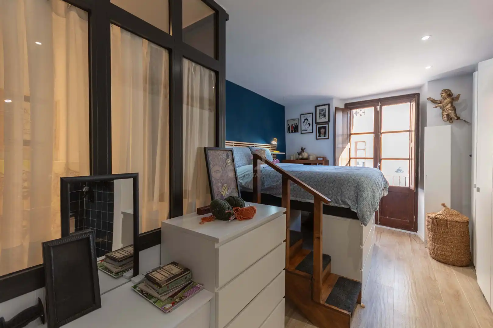 Bedroom of Flat for sale in Sitges  with Air Conditioner, Heating and Terrace