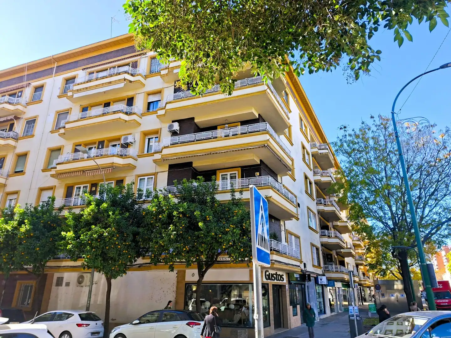 Vista exterior de Piso en venta en Sevilla con Aire acondicionado, Terraza y Trastero