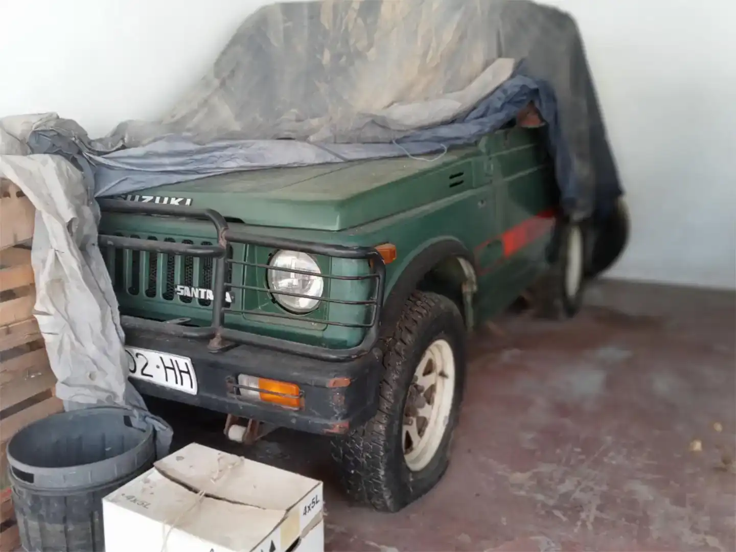 Aparcament de Casa o xalet en venda en Priego de Córdoba amb Piscina