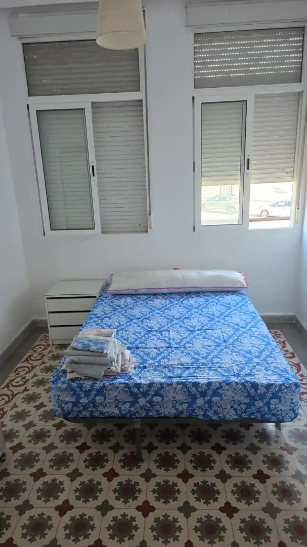 Habitación de Piso en venta en Melilla con Amueblado