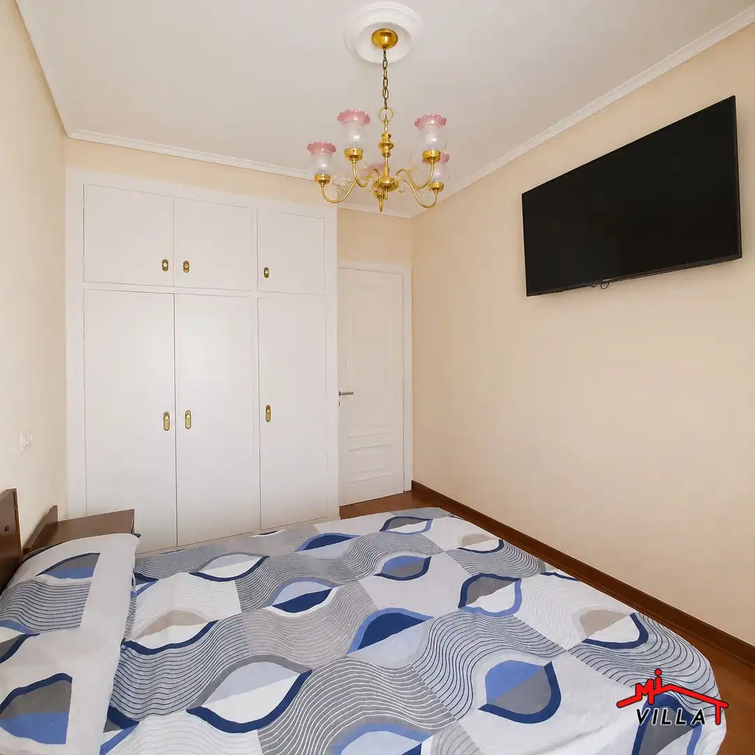 Bedroom of Flat for sale in Laredo  with Heating and Balcony