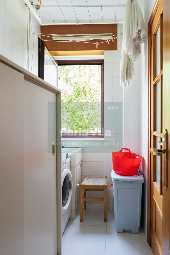 Habitación de Dúplex en venta en Lugo con Calefacción, Jardín privado y Parquet