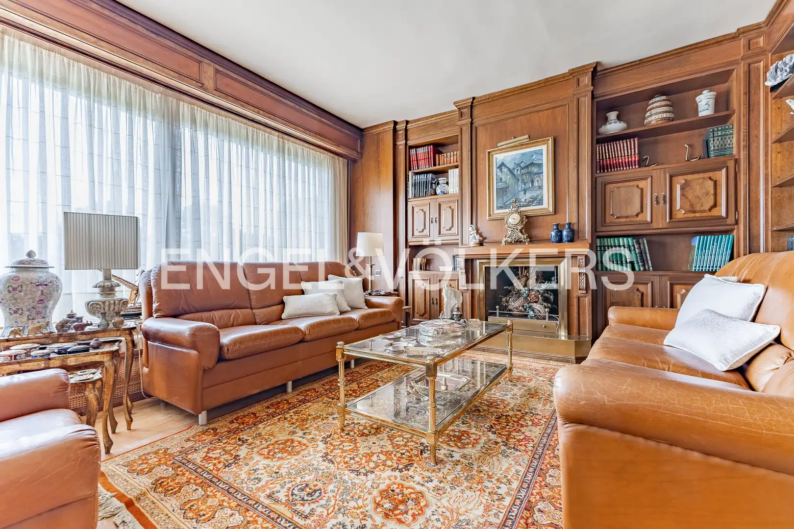 Sala d'estar de Casa o xalet en venda en Cerdanyola del Vallès amb Calefacció, Jardí privat i Parquet