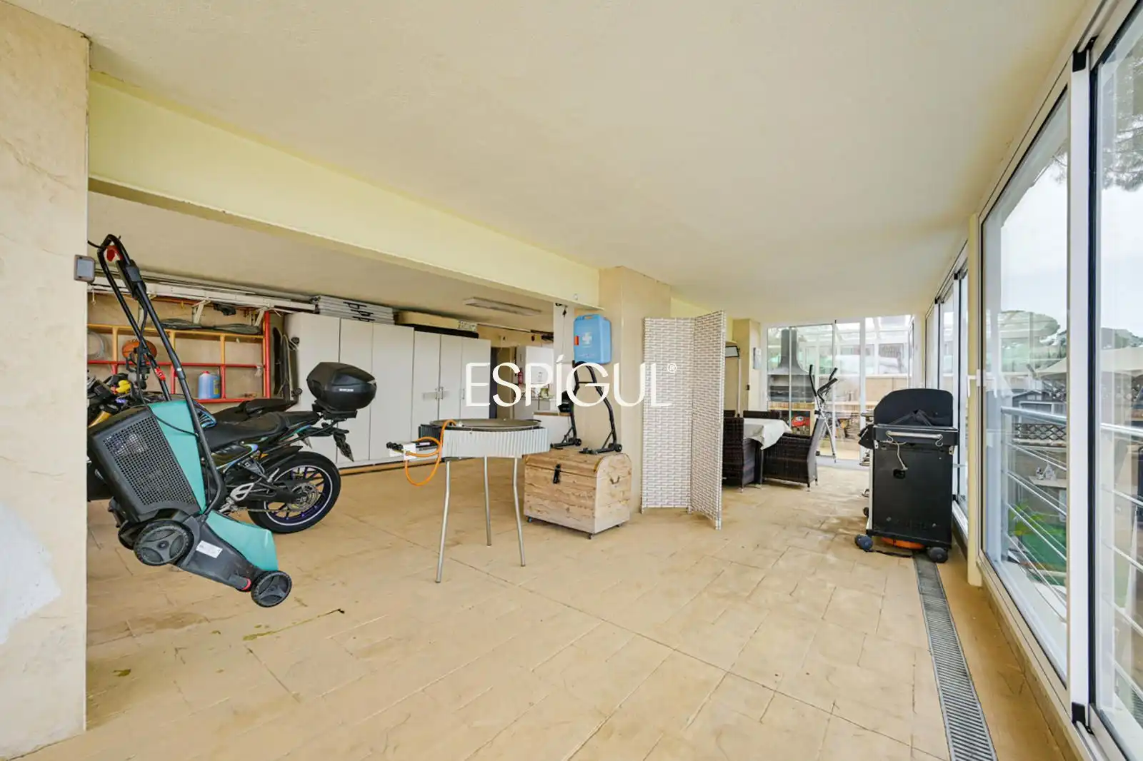 Houses for sale in Rubí  with Air Conditioner, Heating and Terrace