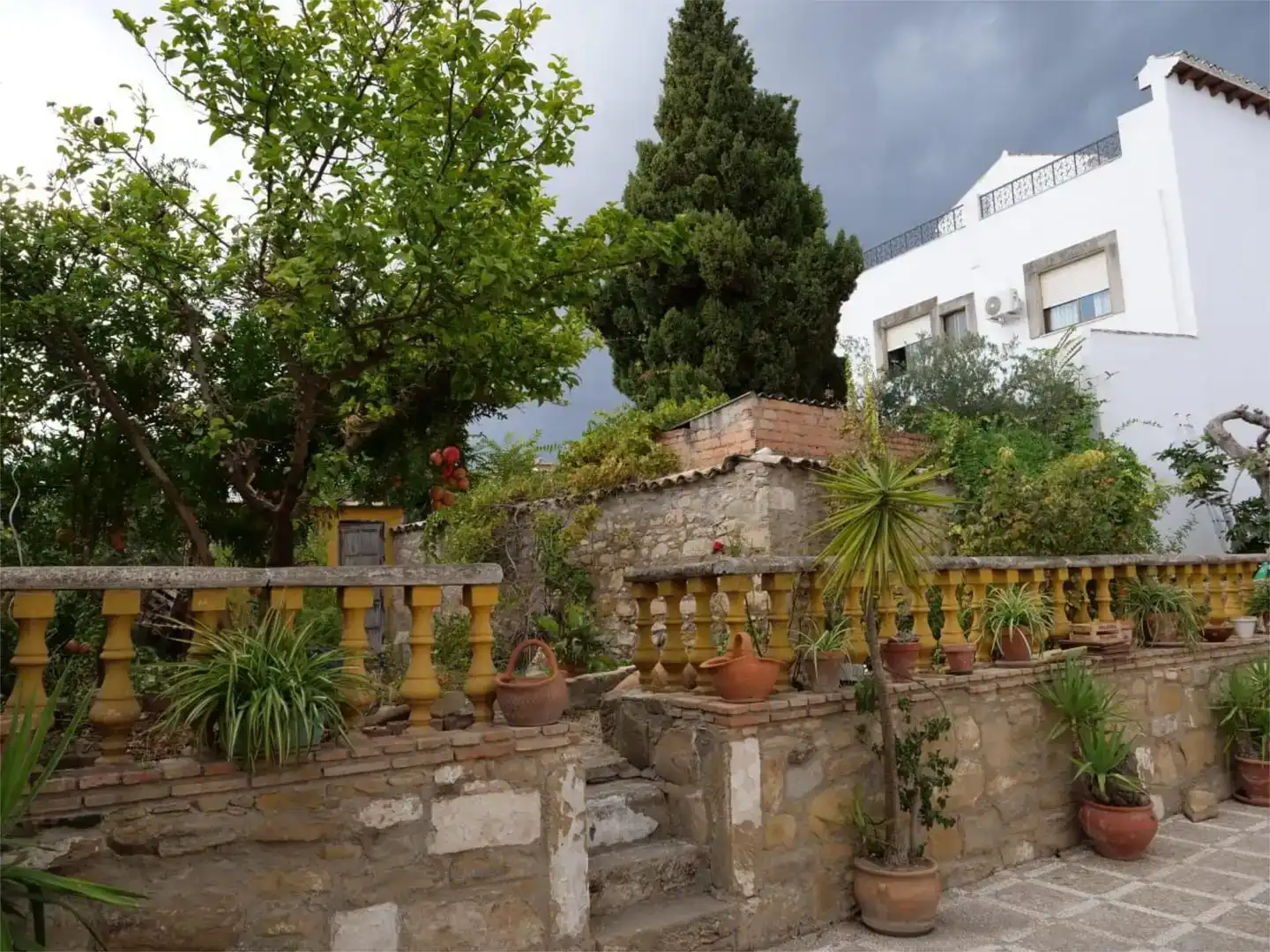 Garten von Wohnung zur Miete in Baeza mit Privatgarten, Abstellraum und Möbliert
