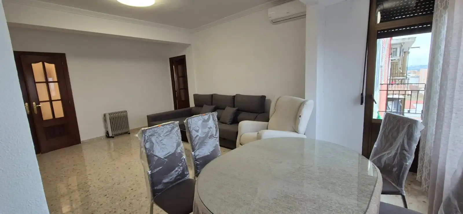 Sala de estar de Piso de alquiler en Badajoz con Aire acondicionado, Calefacción y Terraza