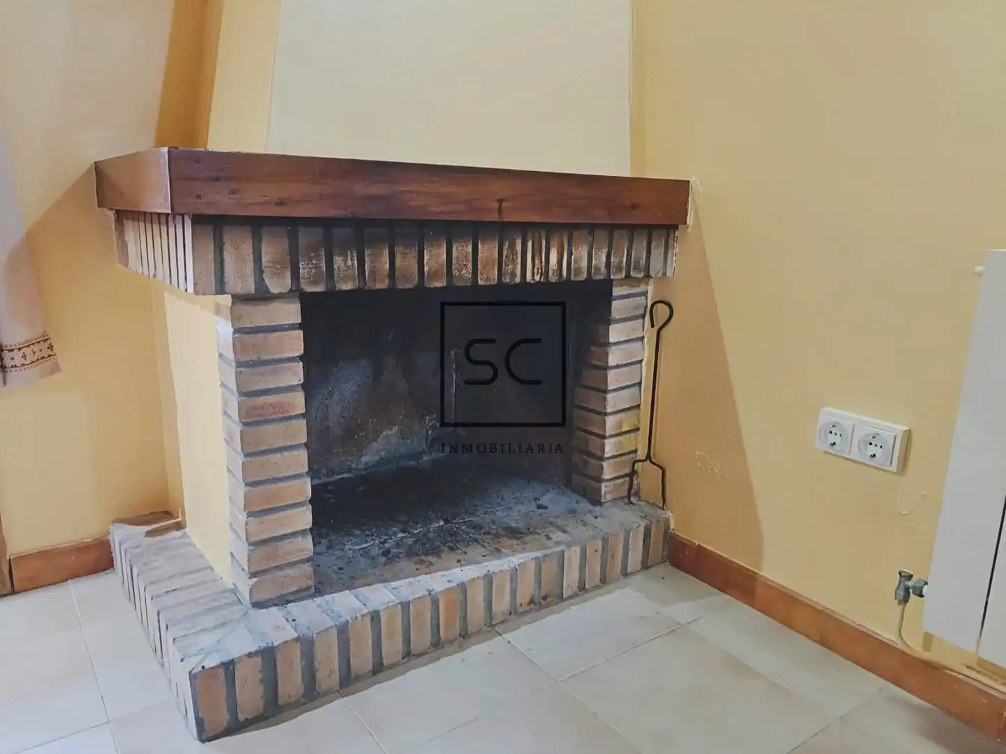 Casa o xalet en venda en Ferrol amb Calefacció, Jardí privat i Alarma