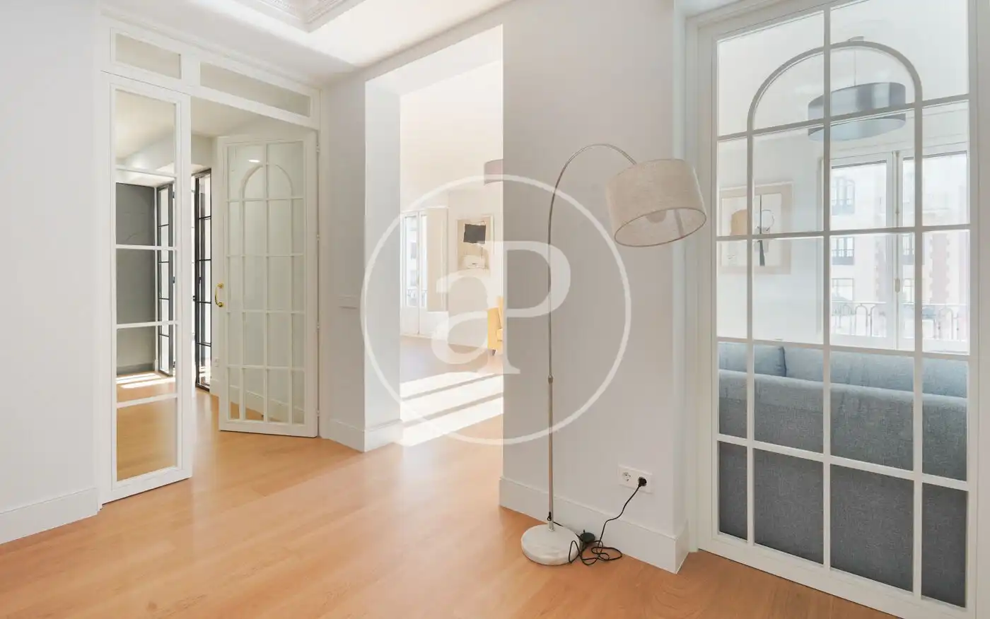 Flat for sale in Madrid  with Air Conditioner, Heating and Storage room