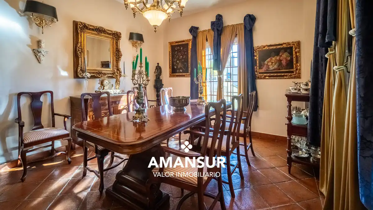 Chalet con piscina en venta en Avenida del Almendro, imagen 45