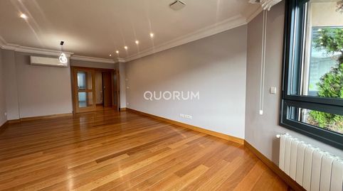 Foto 3 de Piso de alquiler en Paseo Uribitarte, Albia, Bilbao