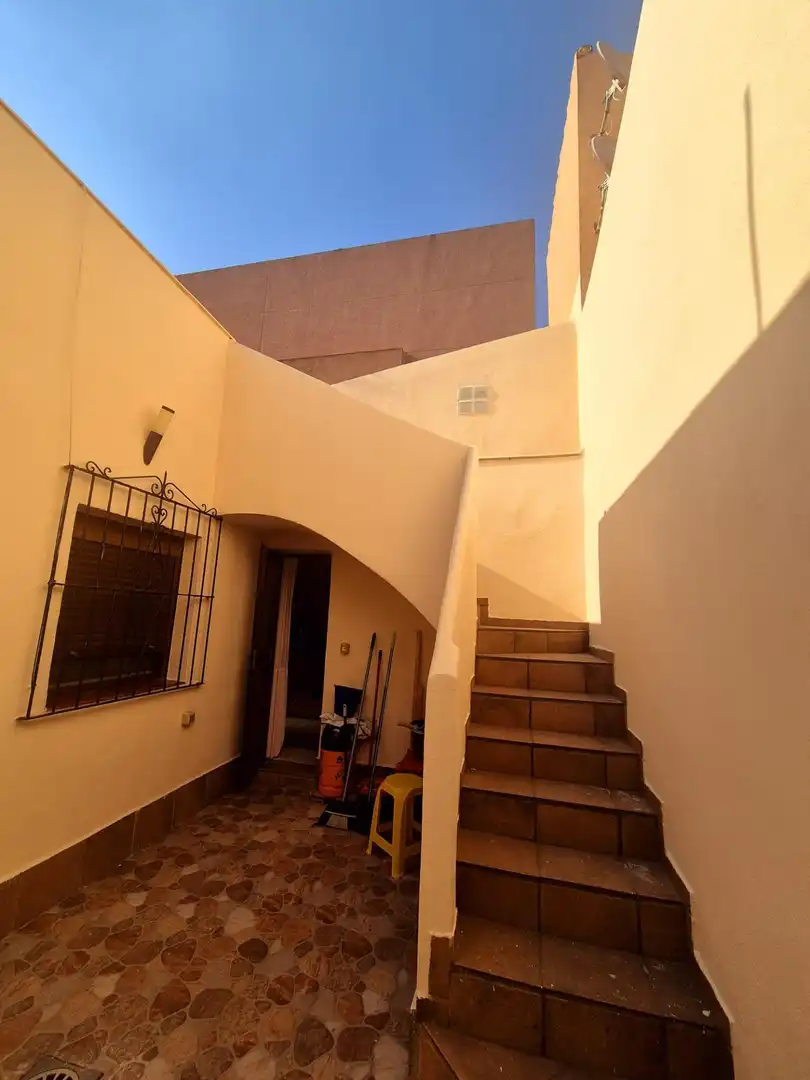 Houses for sale in MEDIANA DE LA, El Rinconcillo
