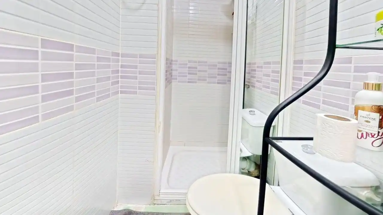 Baño de Piso en venta en Madrid con Calefacción y Amueblado