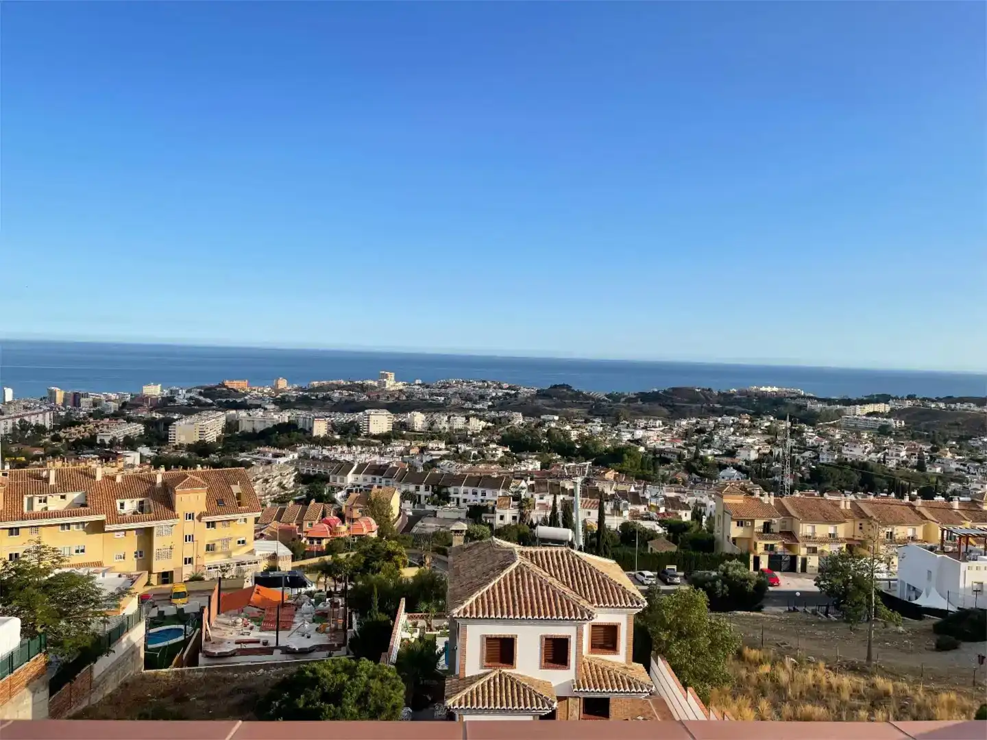 Vista exterior de Casa o xalet en venda en Benalmádena