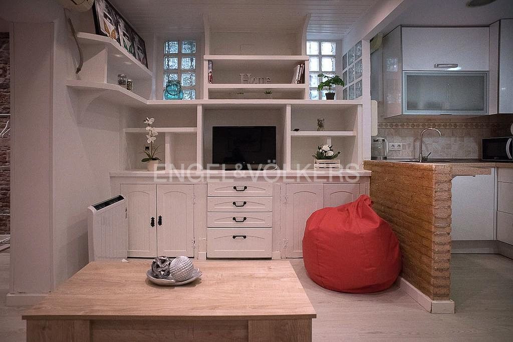 Living room of Apartment to rent in  Madrid Capital  with Air Conditioner, Heating and Furnished