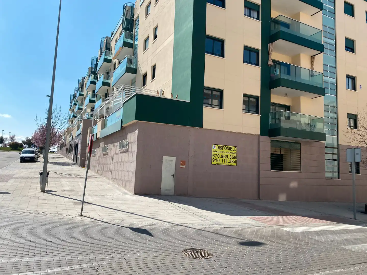 Gewerbefläche zur Miete in Avenida de la Haya 20