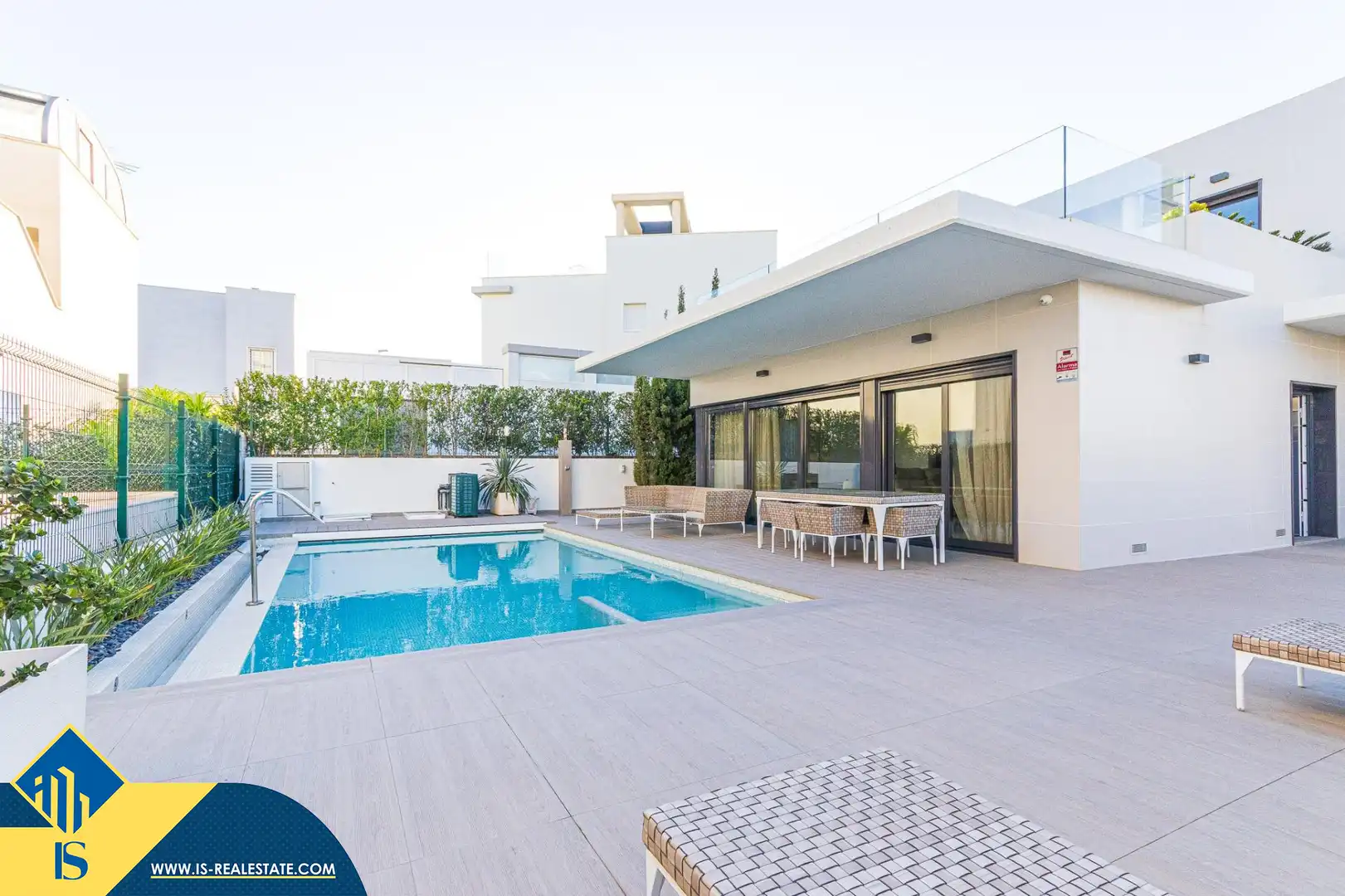 Villa mit Pool zum Verkauf in Orihuela Costa
