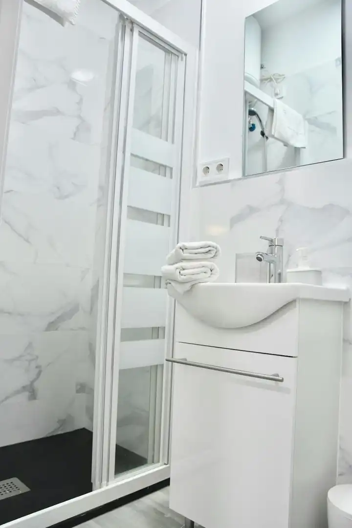Bathroom of Flat for rent in Chamberí