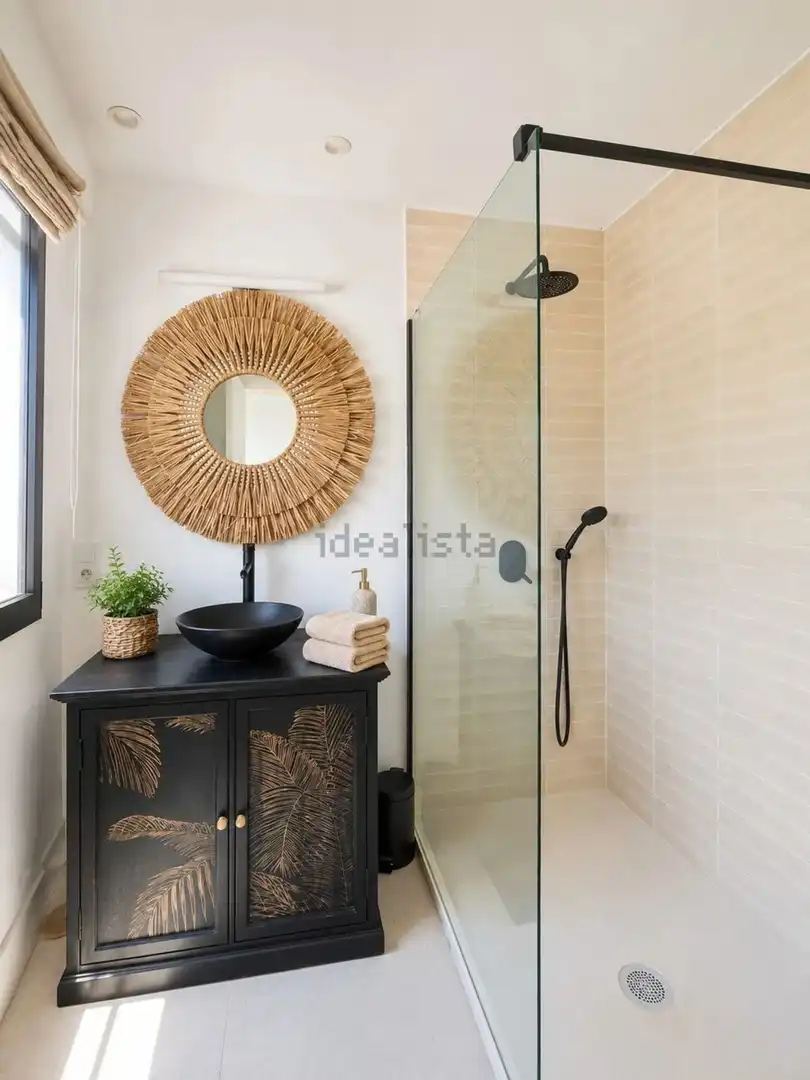 Bany de Casa o xalet de lloguer en Estepona amb Aire condicionat, Jardí privat i Terrassa