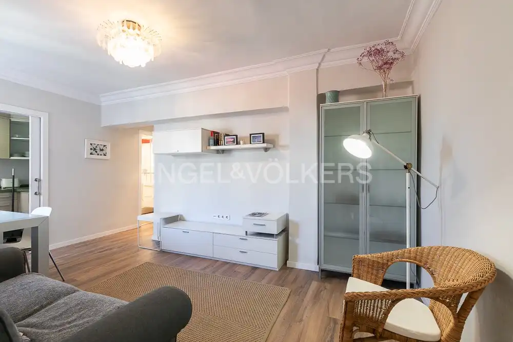 Sala d'estar de Pis de lloguer en Valencia amb Aire condicionat, Calefacció i Parquet