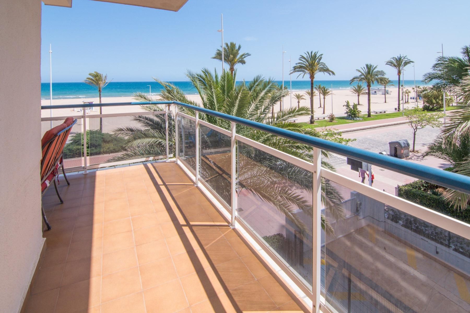 Apartment for sale in Calle PASEO NEPTUN MARITIMO, Playa de Gandia
