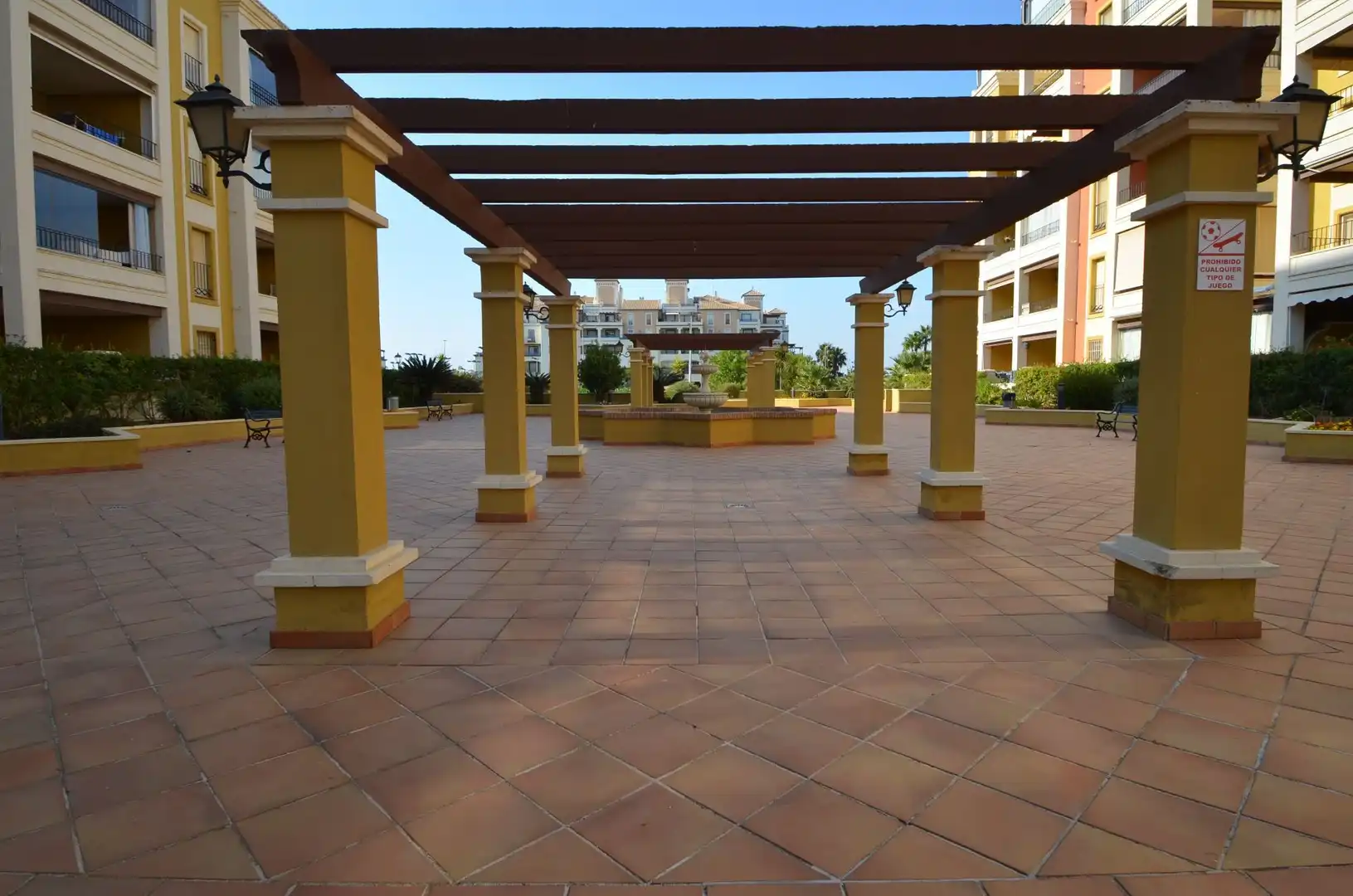 Terraza de Apartamento en venta en Ayamonte con Terraza, Amueblado y Piscina comunitaria