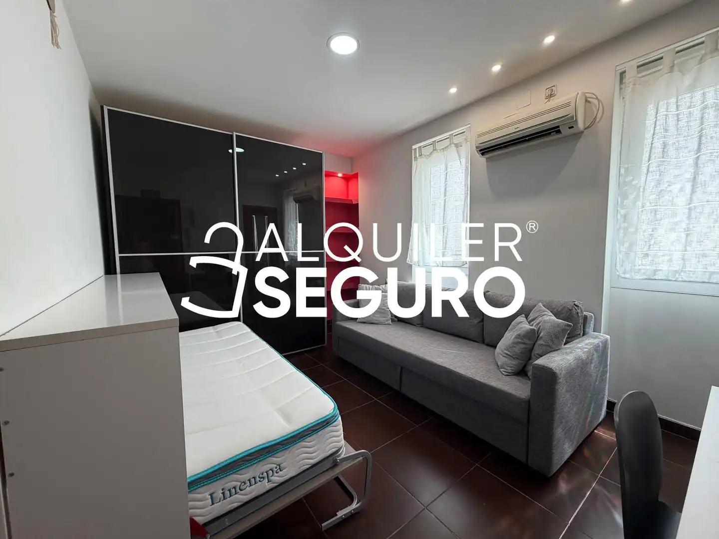 Sala de estar de Estudio de alquiler en Madrid con Aire acondicionado y Amueblado
