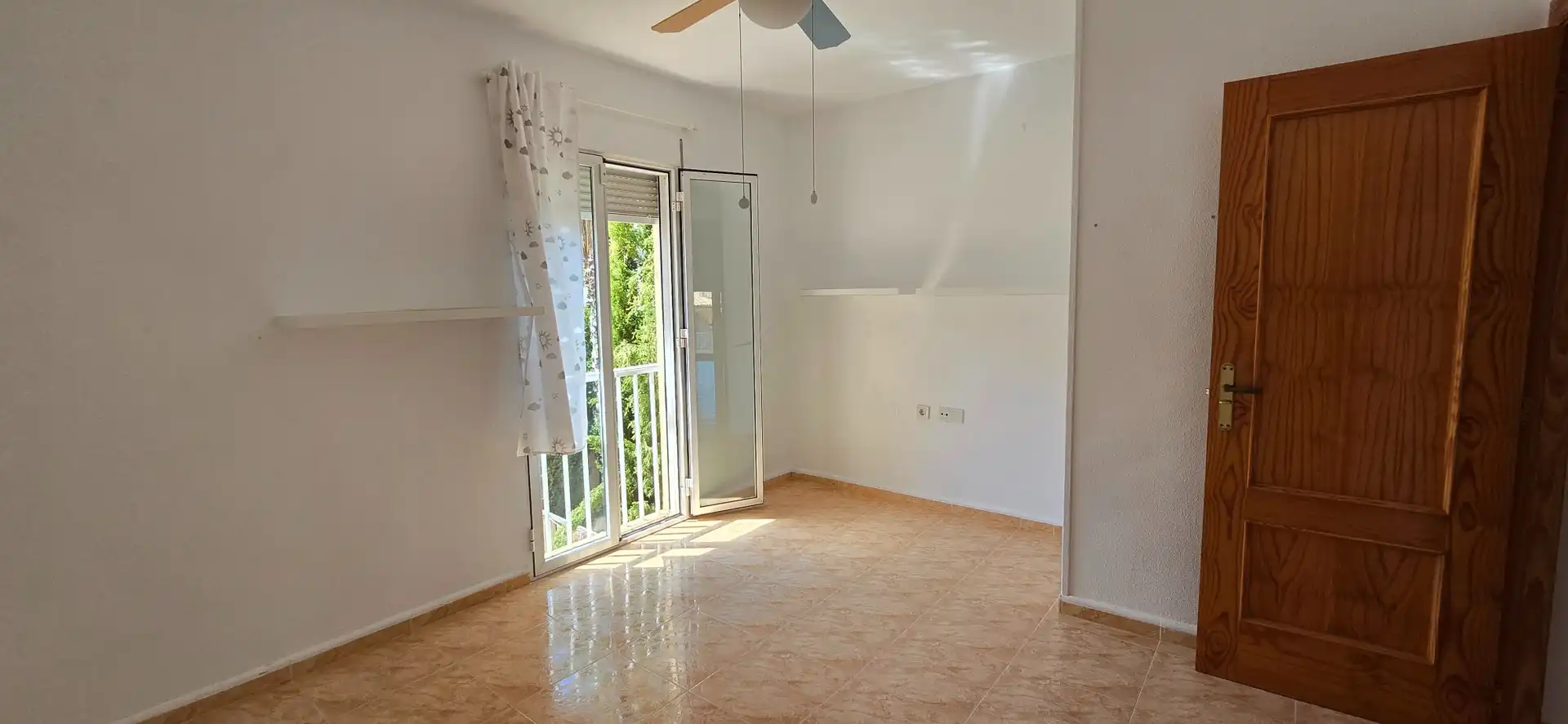 Habitación de Casa adosada en venta en L'Alfàs del Pi con Aire acondicionado, Jardín privado y Piscina