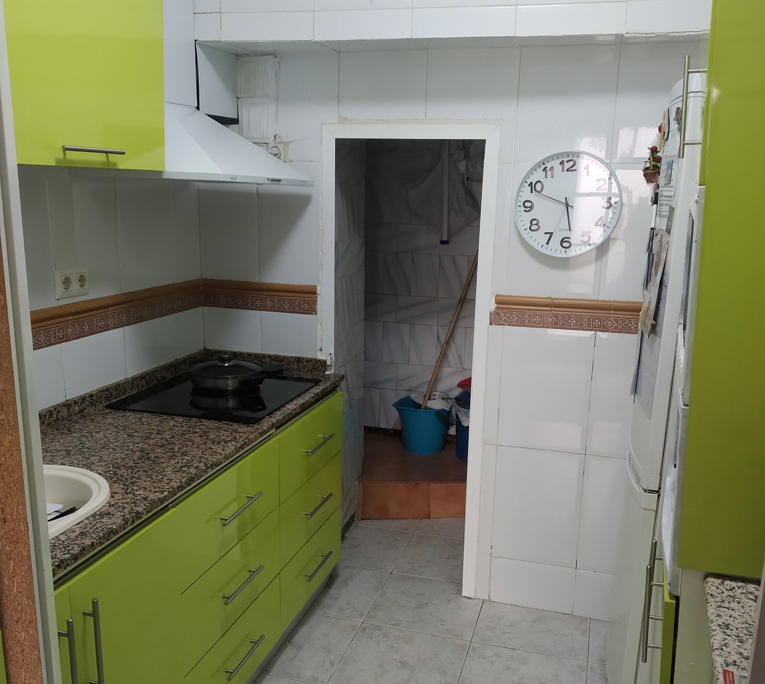 Kitchen of Apartment for sale in Jerez de los Caballeros  with Terrace, Storage room and Furnished
