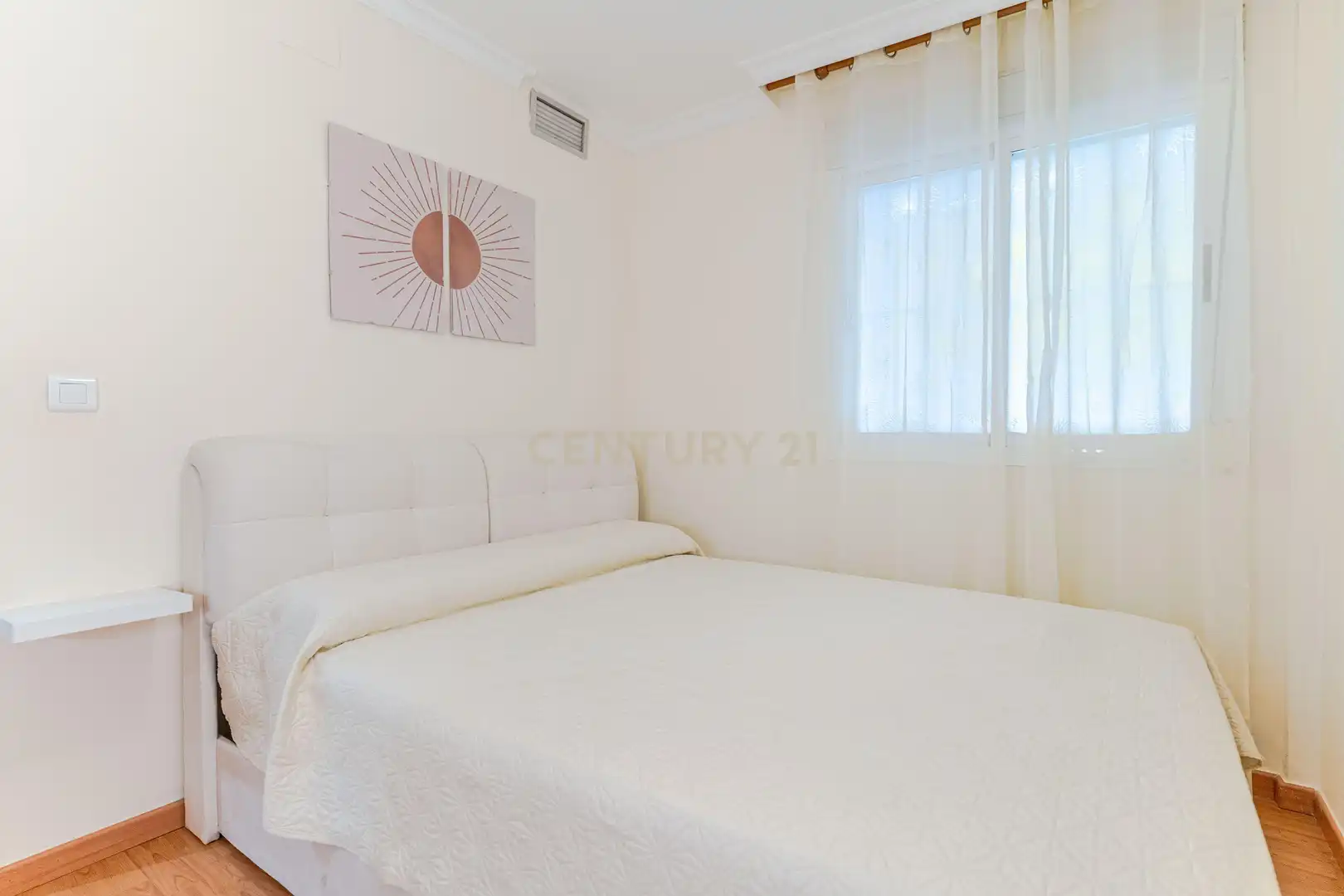 Habitación de Apartamento en venta en Albolote con Aire acondicionado, Lavadora y Microondas