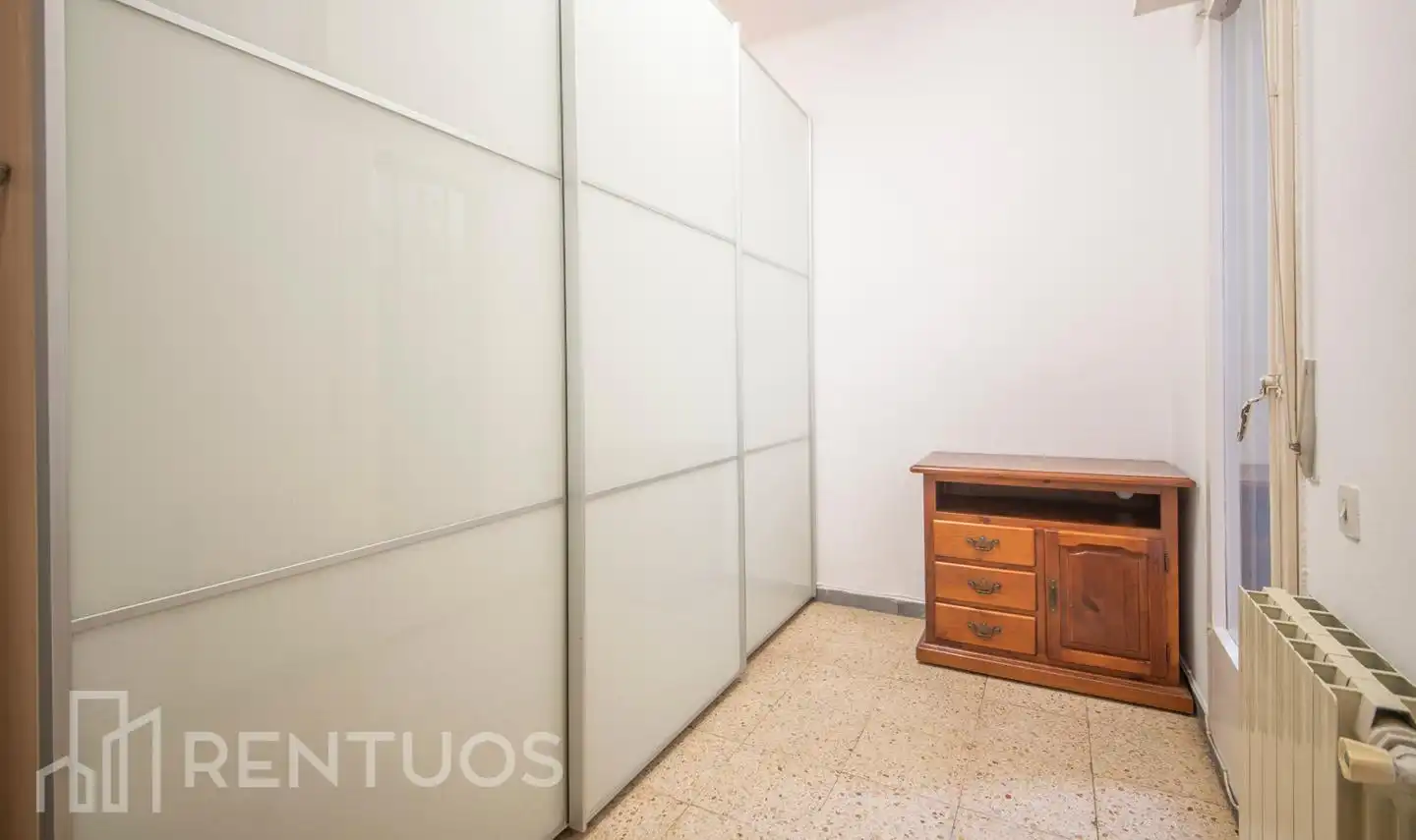 Bajo con ascensor en venta en De Sant Antoni Maria Claret, imagen 15