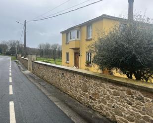 Vista exterior de Casa o xalet en venda en Vilasantar amb Calefacció i Terrassa