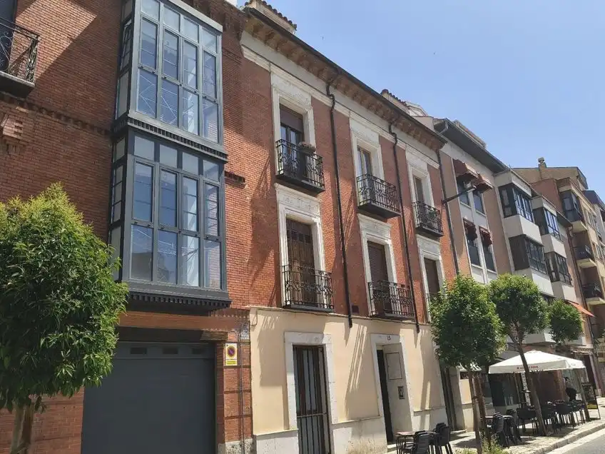 Exterior view of Flat for sale in Caño Argales 