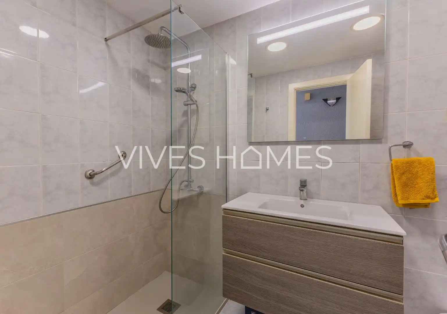 Bathroom of Flat for sale in Caldes d'Estrac  with Furnished